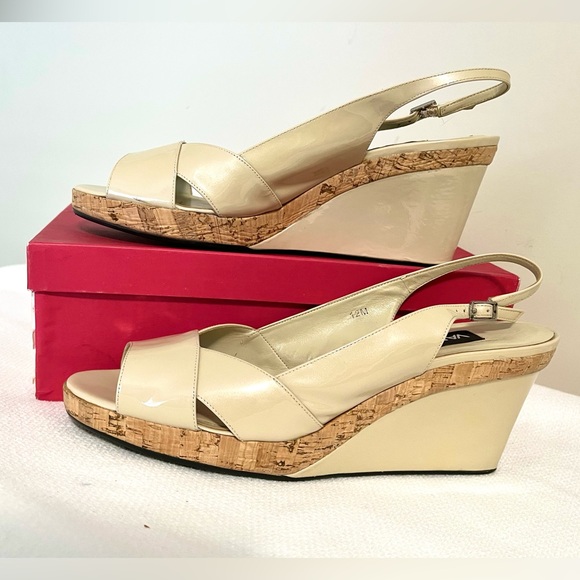 Vintage Shoes - 12M VANELI Nude Patent Wedge Sandal